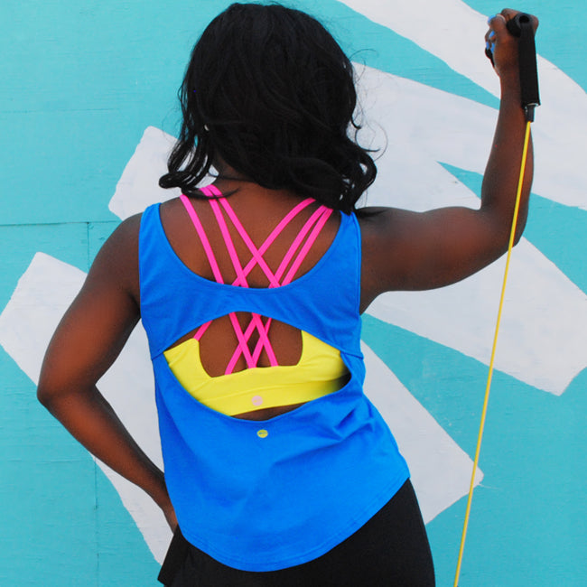 Optional title display Hear Me OM – Tank Top