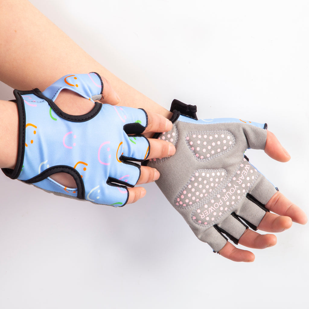 Optional title display Smile On – Training Gloves