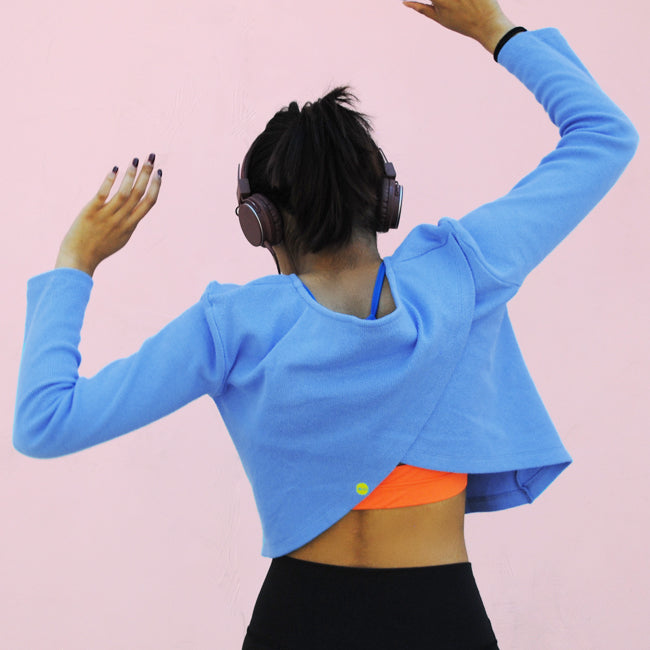 Nine to Wine – Long Sleeves Crop Top